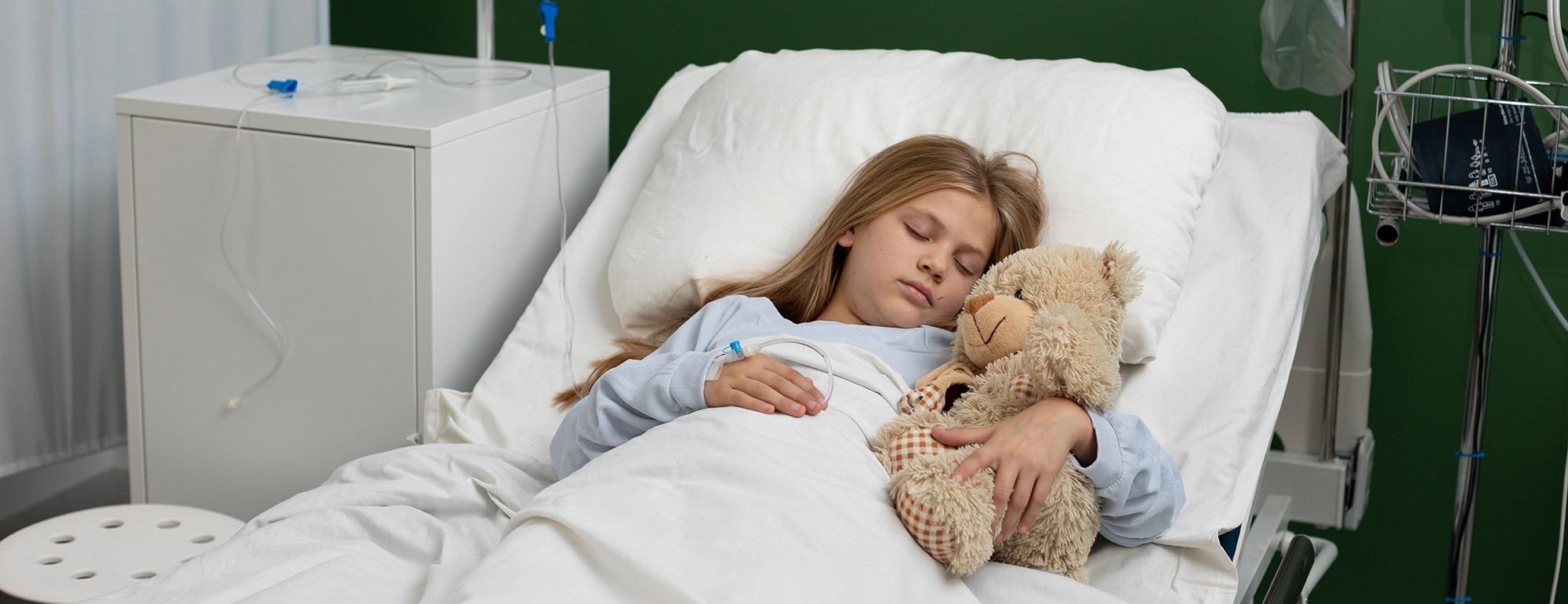 Golf nonprofit donates toys to kids facing health problems